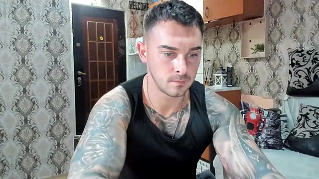 Snapshot of Jonmusclemaster chatting on 10.09.25 Jonmusclemaster online show from 10.09.25