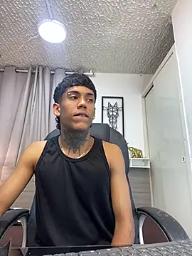 Snapshot of Alan_Cute18 chatting on 02.19.26 Alan Cute18 online show from 02.19.26