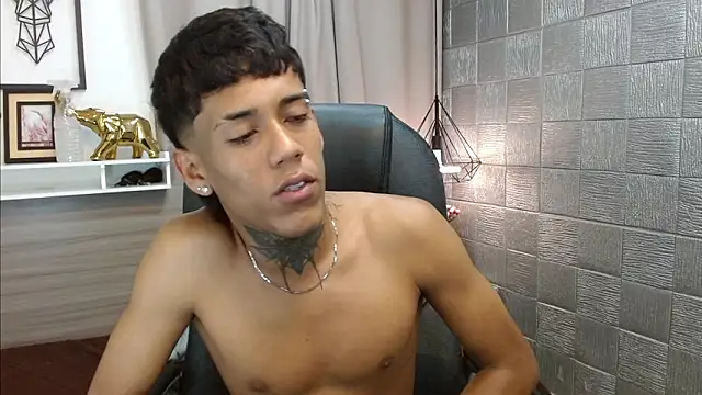 Snapshot of Alan_Cute18 chatting on 02.28.26 Alan Cute18 online show from 02.28.26