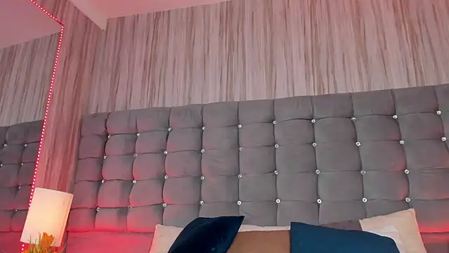 Poacahontasfg online show from 10.26.25