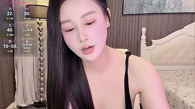 Snapshot of kittyrecalls chatting on 01.18.25 kittyrecalls online show from 01.18.25