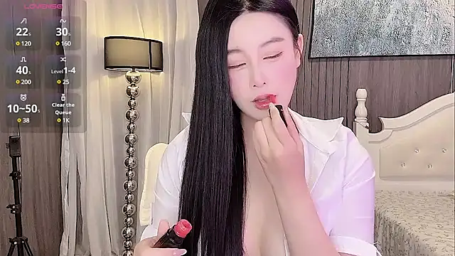 Snapshot of kittyrecalls chatting on 02.22.25 kittyrecalls online show from 02.22.25