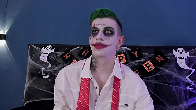 MikaelSlow online show from 10.21.25