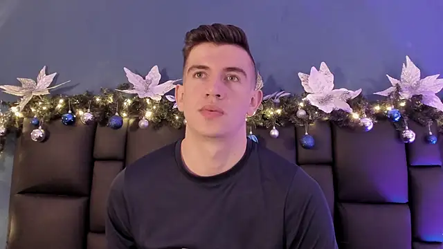 MikaelSlow online show from 12.23.25