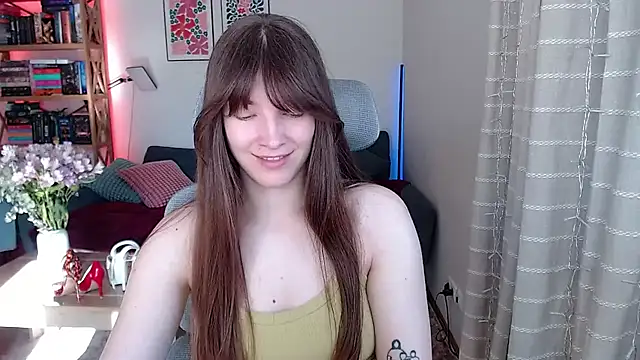 Snapshot of kenzie_x chatting on 04.23.26 kenzie x online show from 04.23.26