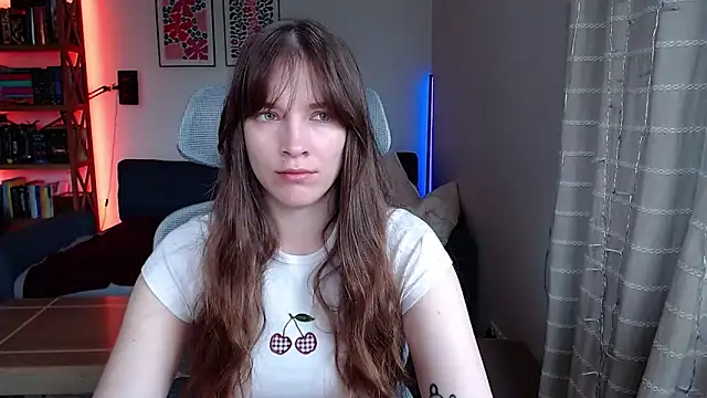 Snapshot of kenzie_x chatting on 05.12.26 kenzie x online show from 05.12.26