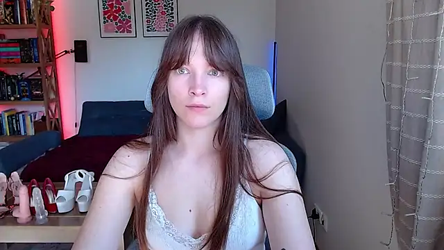 Snapshot of kenzie_x chatting on 05.28.26 kenzie x online show from 05.28.26