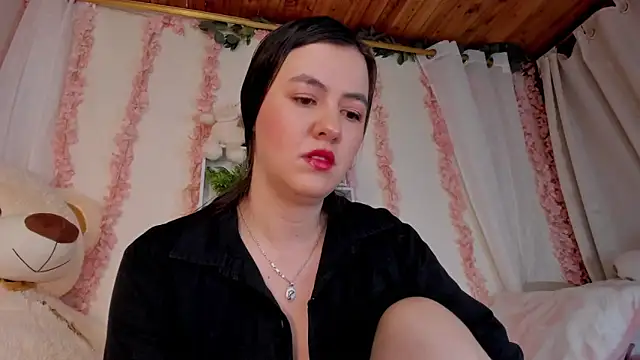 Idara and Edahi01 online show from 09.27.25