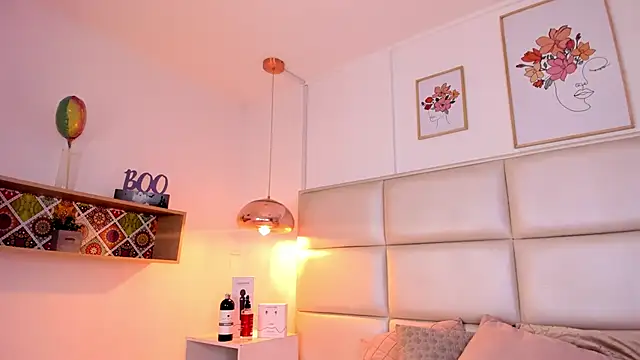 Aily Yozuko online show from 01.13.25