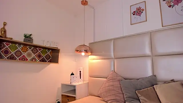 Aily Yozuko online show from 02.07.25