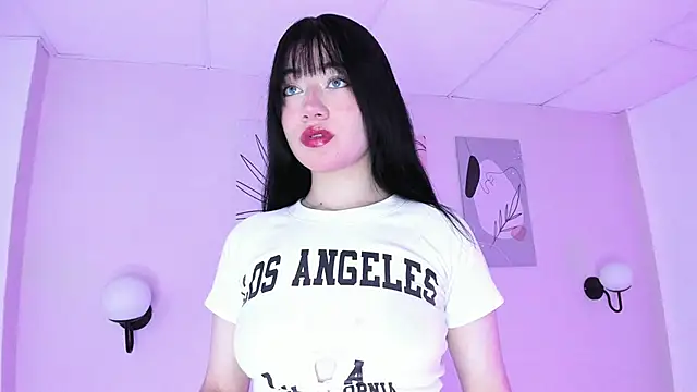 Snapshot of GENNESIS_LOVE chatting on 12.31.24 GENNESIS LOVE online show from 12.31.24