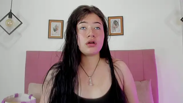 Snapshot of GENNESIS_LOVE chatting on 09.12.25 GENNESIS LOVE online show from 09.12.25