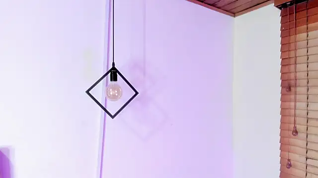 Snapshot of GENNESIS_LOVE chatting on 10.07.25 GENNESIS LOVE online show from 10.07.25