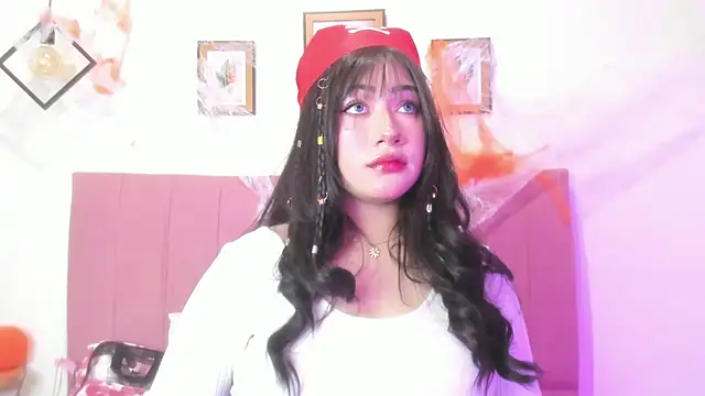 Snapshot of GENNESIS_LOVE chatting on 11.01.25 GENNESIS LOVE online show from 11.01.25