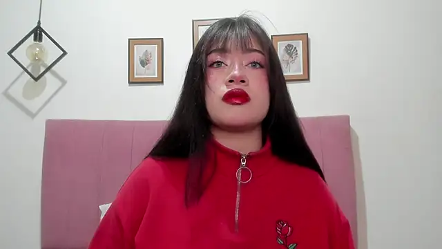 Snapshot of GENNESIS_LOVE chatting on 11.04.25 GENNESIS LOVE online show from 11.04.25