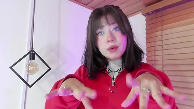 Snapshot of GENNESIS_LOVE chatting on 11.25.25 GENNESIS LOVE online show from 11.25.25