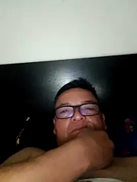 Anuviss lxx online show from 10.28.25