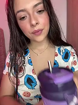 YovngBaby online show from 03.10.26