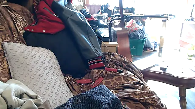 Snapshot of tongueispowerr6d9 chatting on 12.31.24 tongueispowerr6d9 online show from 12.31.24