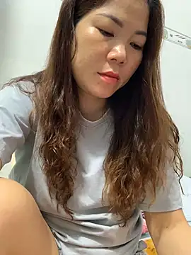 Baby-bigtits online show from 02.21.25