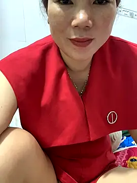 Baby-bigtits online show from 11.06.25