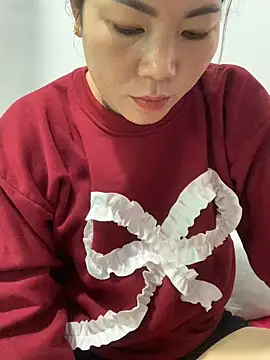 Baby-bigtits online show from 11.29.25