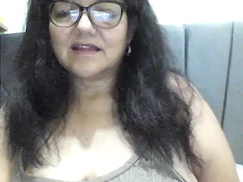 kassandra02 online show from 10.10.25