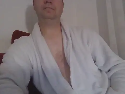 Snapshot of fikoivos chatting on 11.29.25 fikoivos online show from 11.29.25