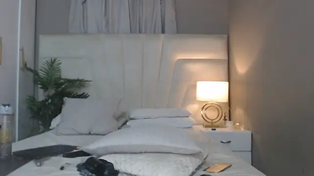 naughtyblackdolie online show from 11.29.25