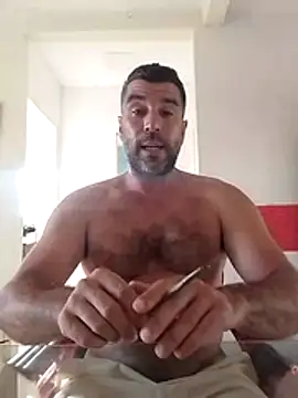 Snapshot of CHATORJ chatting on 12.20.25 CHATORJ online show from 12.20.25