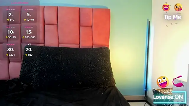 NinaInk online show from 03.02.25