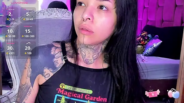 NinaInk online show from 03.10.25