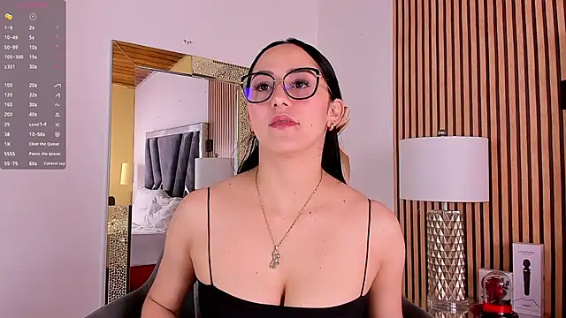 hazel ross tcw online show from 02.05.25