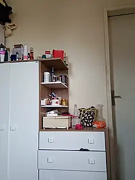 Snapshot of Indiazinhax chatting on 09.14.25 Indiazinhax online show from 09.14.25