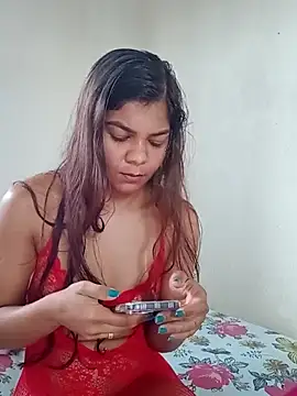 Snapshot of Indiazinhax chatting on 09.26.25 Indiazinhax online show from 09.26.25