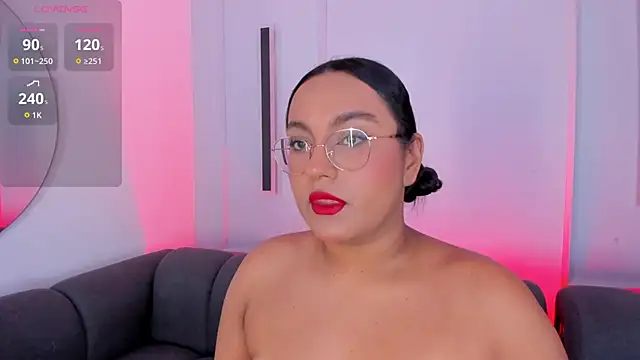 ellamontoya online show from 10.23.25