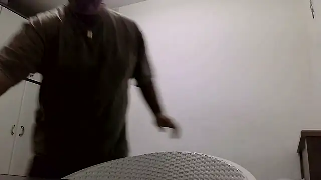 Snapshot of your_man85 chatting on 12.28.24 your man85 online show from 12.28.24