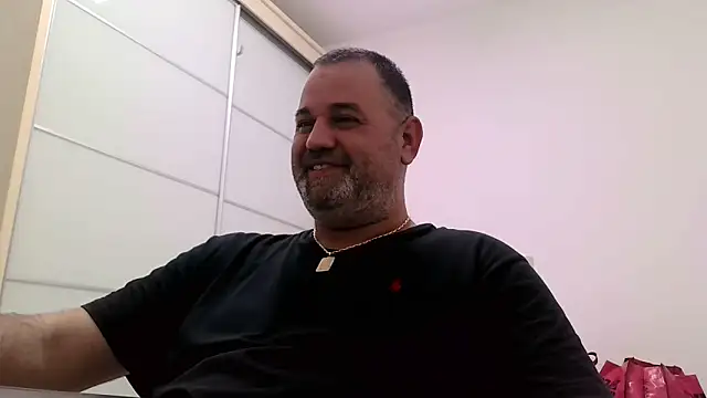 Snapshot of your_man85 chatting on 02.09.25 your man85 online show from 02.09.25