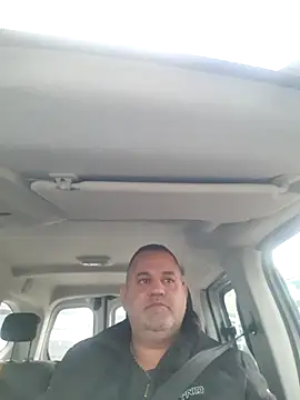 Snapshot of your_man85 chatting on 12.19.25 your man85 online show from 12.19.25