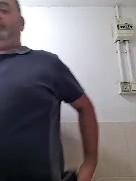 Snapshot of your_man85 chatting on 03.01.26 your man85 online show from 03.01.26