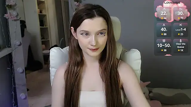 Snapshot of White_kitty01 chatting on 01.17.25 White kitty01 online show from 01.17.25