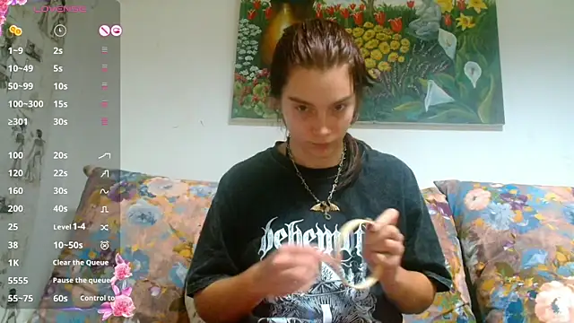 Sophie Bell online show from 12.13.24