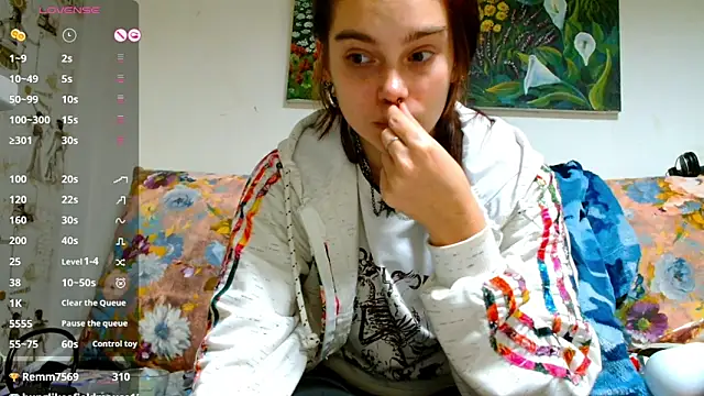 Sophie Bell online show from 02.01.25