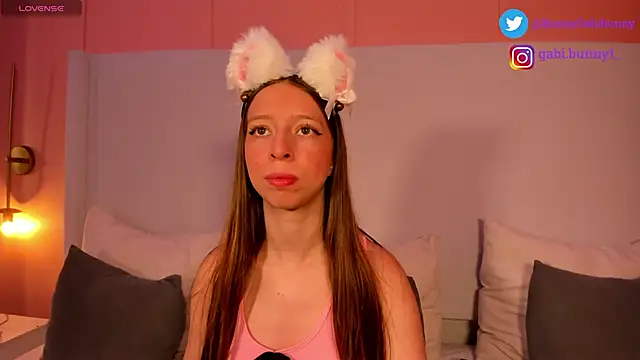 Snapshot of gabi_bunny chatting on 02.23.25 gabi bunny online show from 02.23.25