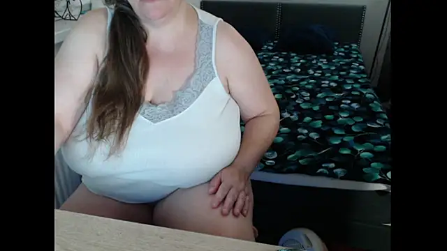 Sweetboobs online show from 09.17.25