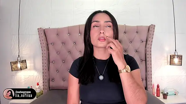 Snapshot of lia_sofiia chatting on 04.11.26 lia sofiia online show from 04.11.26