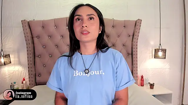 Snapshot of lia_sofiia chatting on 04.13.26 lia sofiia online show from 04.13.26