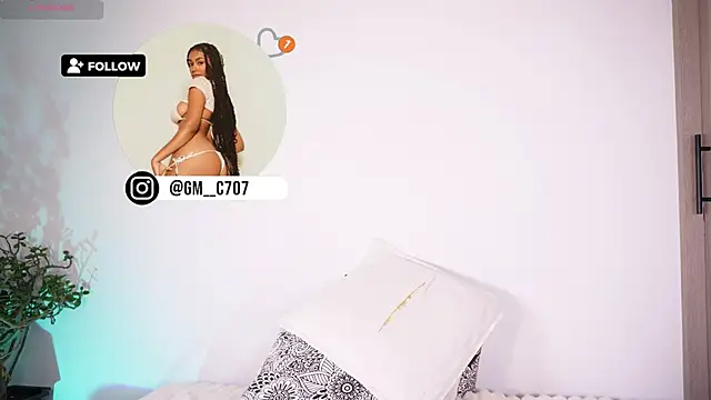 Snapshot of GemmaCarter_ chatting on 11.12.25 GemmaCarter online show from 11.12.25