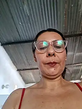 Mia-funny20 online show from 03.27.26