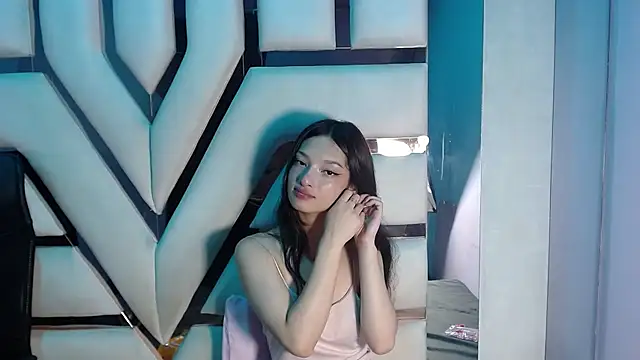 Aurora 18 online show from 01.09.26